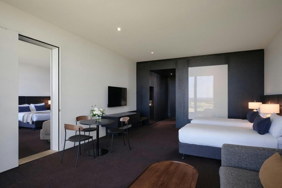 Premium Ocean View Family Room