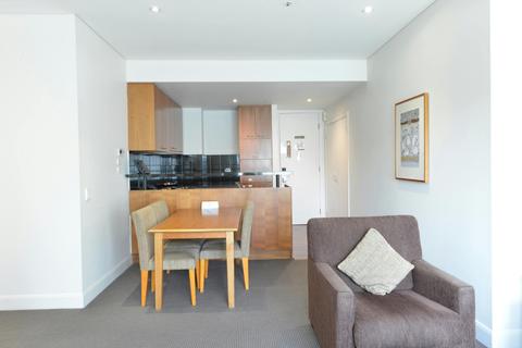 Dining area and full kitchen