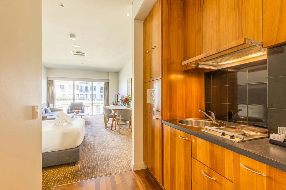 Studio Apartment