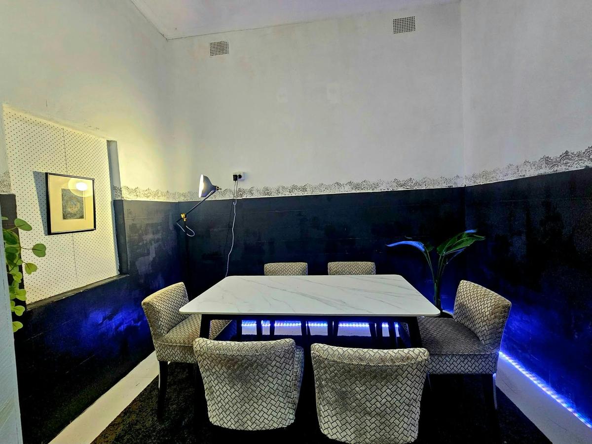 Coffee Lounge