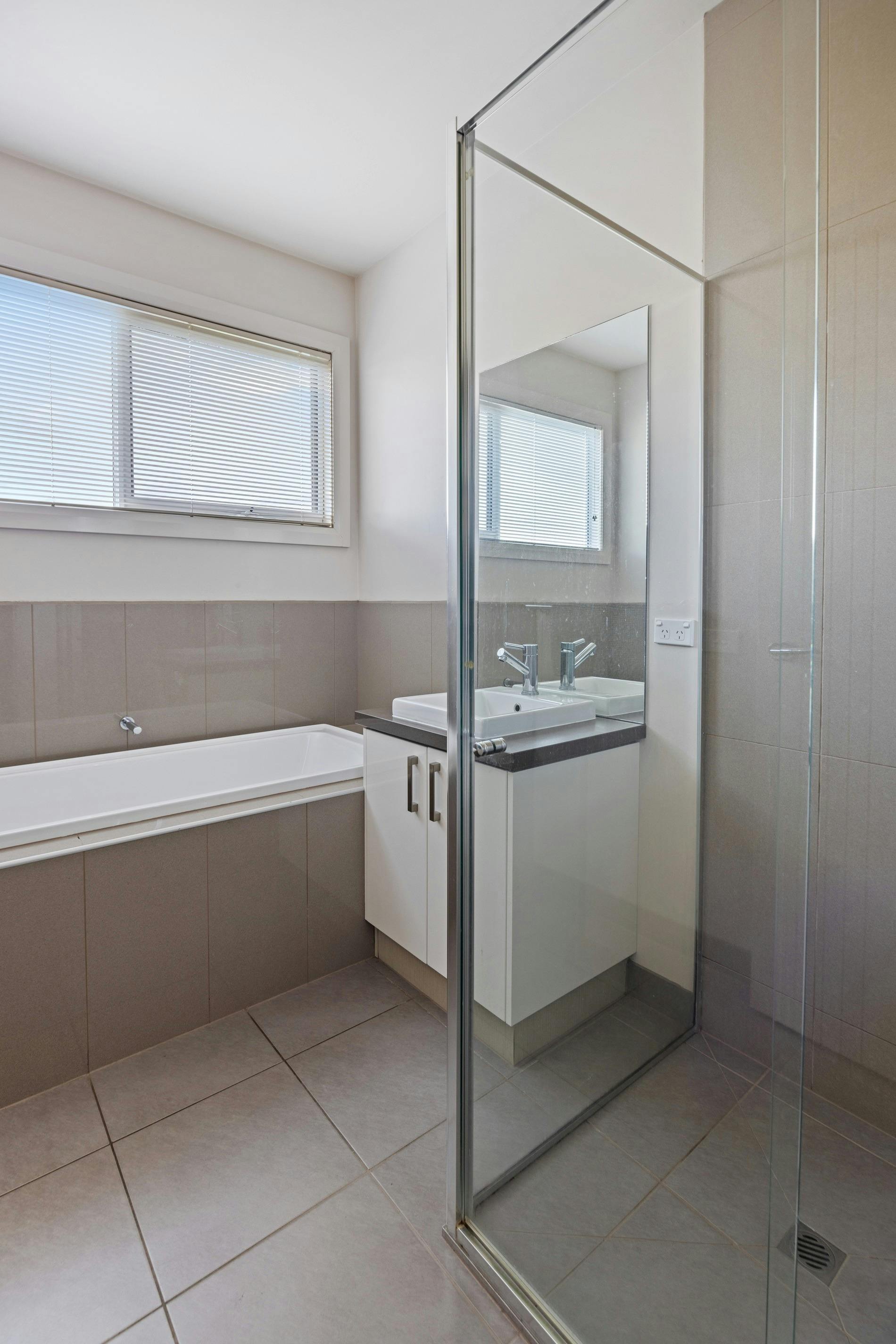 Inverloch Accommodation - Sail Away