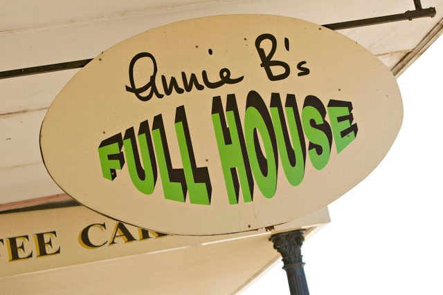 Annie B's Full House