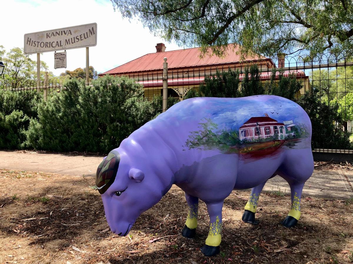 M-ewe- seum loves chatting about the good old days when the town rode on the sheep's back.