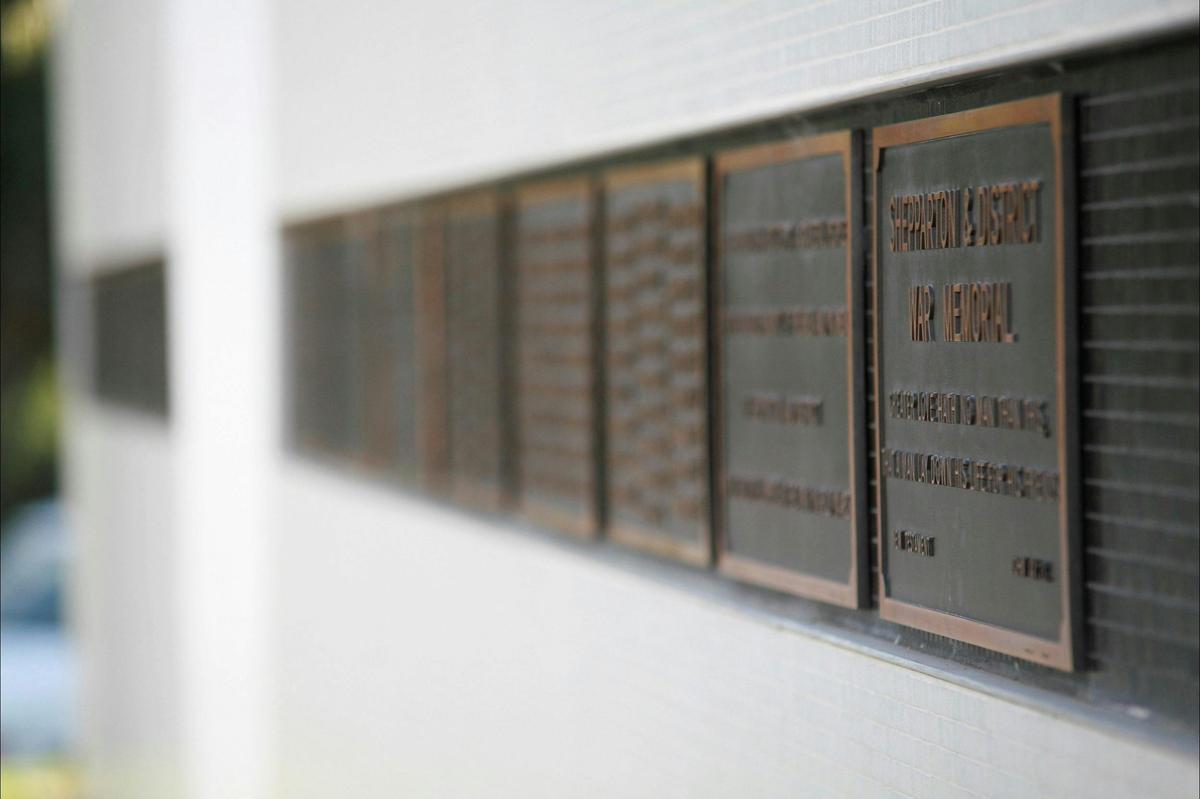 Shepparton War Memorial plaques