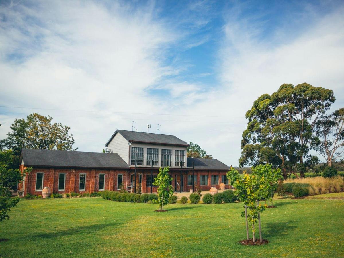 Tokar Estate Helicopter Tour from Melbourne