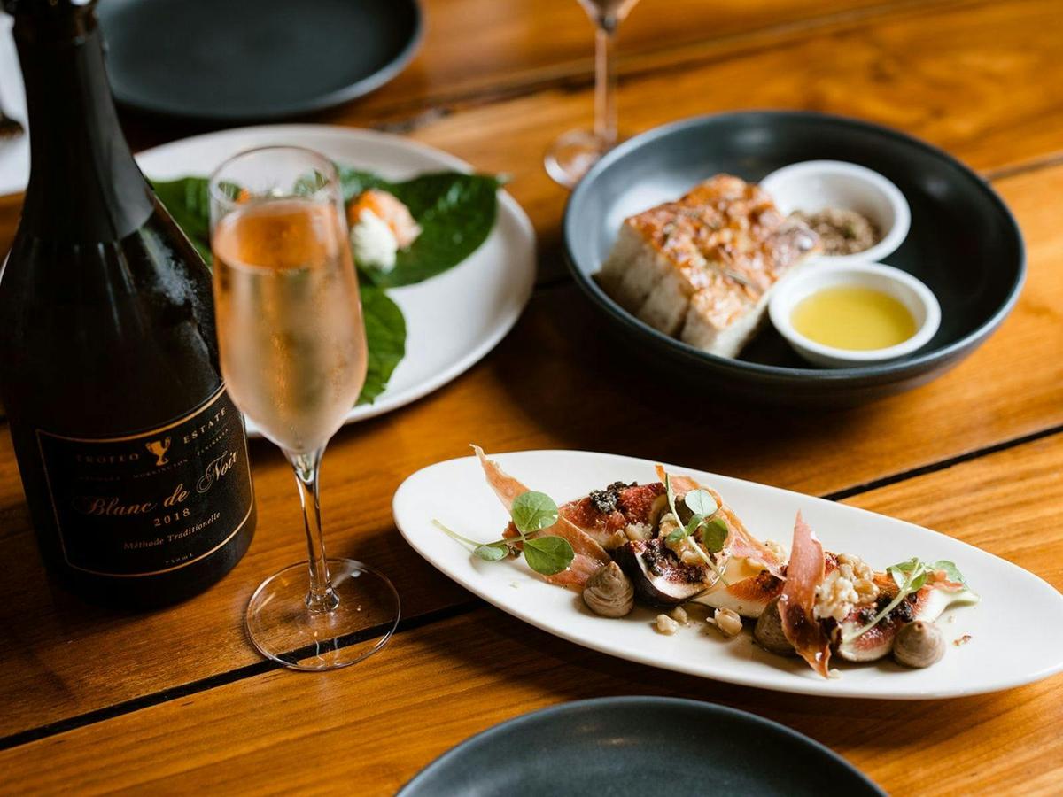 Tokar Estate Helicopter Ride from Melbourne