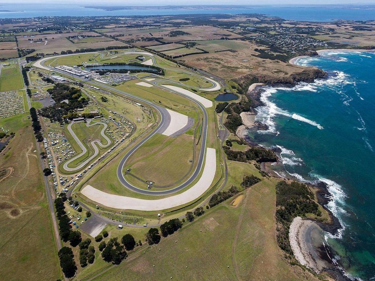 Phillip Island Helicopter Ride