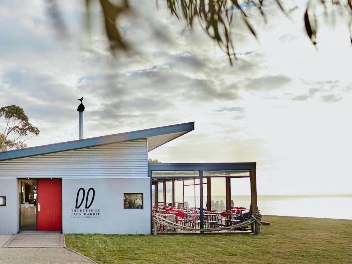 Helicopter Wine Tour To Jack Rabbit Vineyard