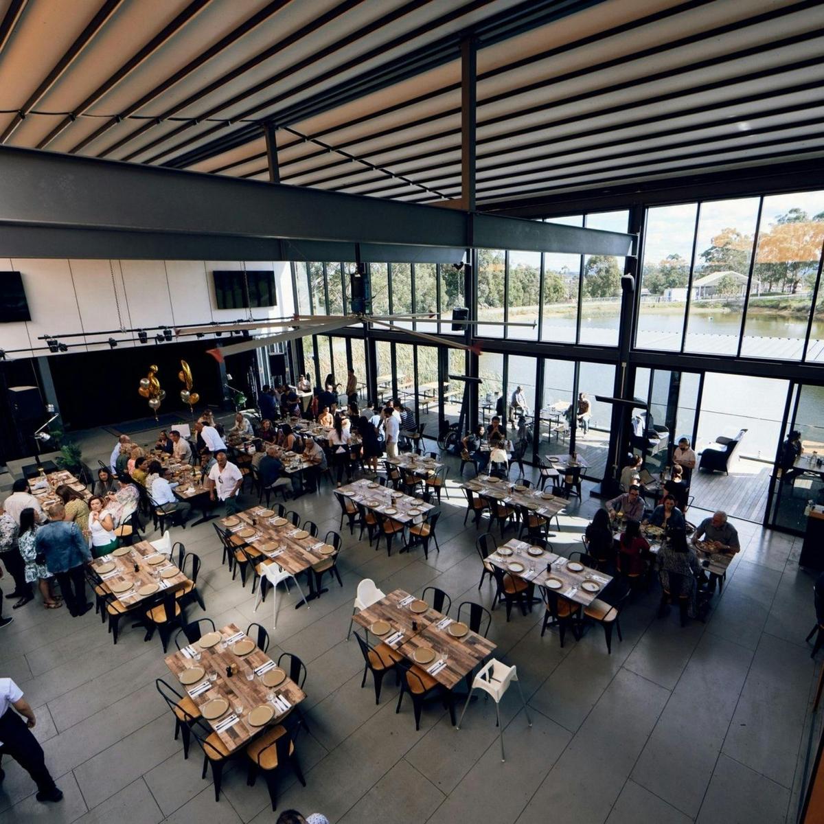 Helicopter wine tour from Melbourne to Rochford Wines