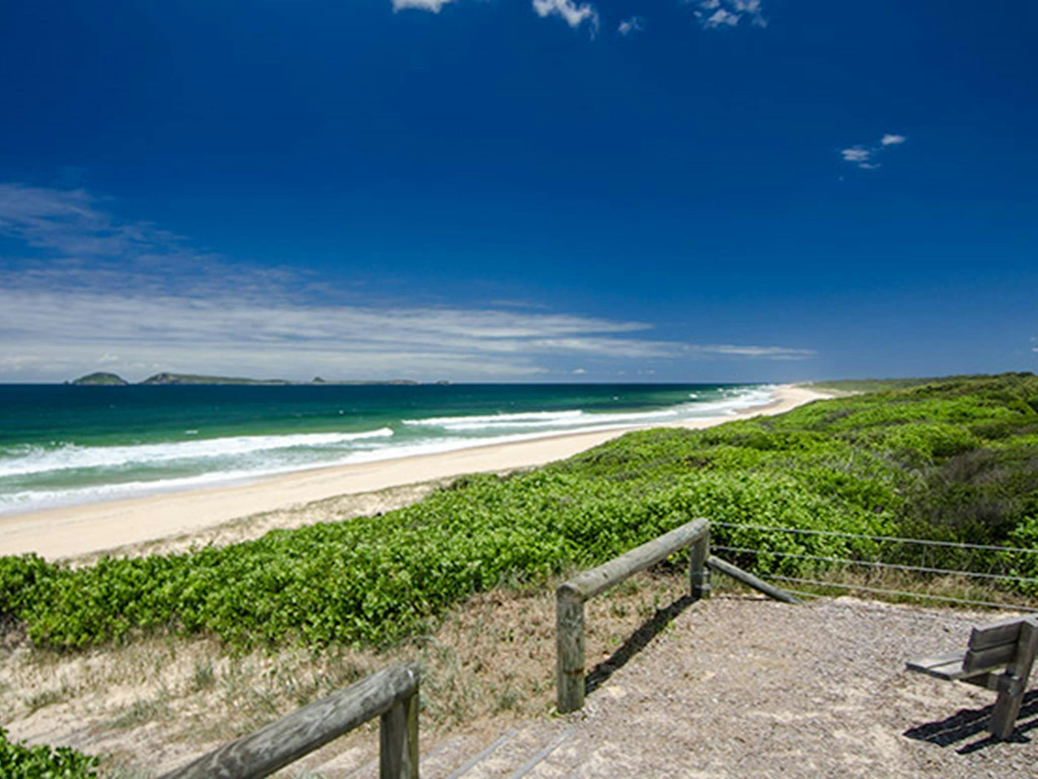 Hole in the Wall picnic area, Myall Lakes National Park. Photo: John Spencer/NSW Government