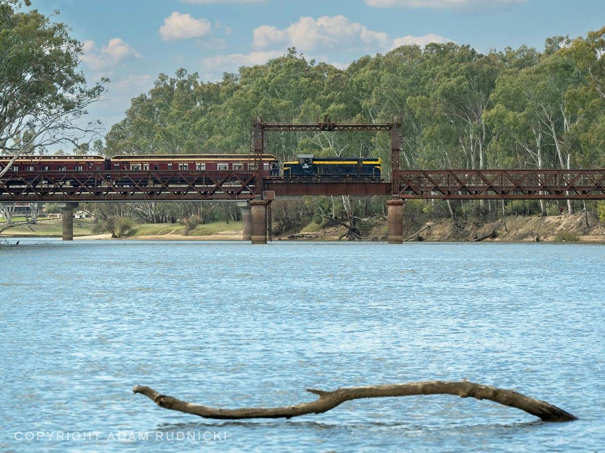 Tocumwal Day Train and Katunga Shuttle