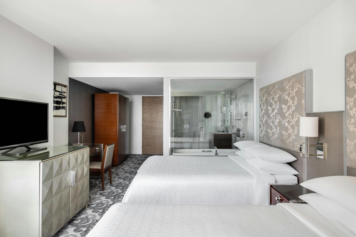 Traditional Guest Room 2 Double Beds