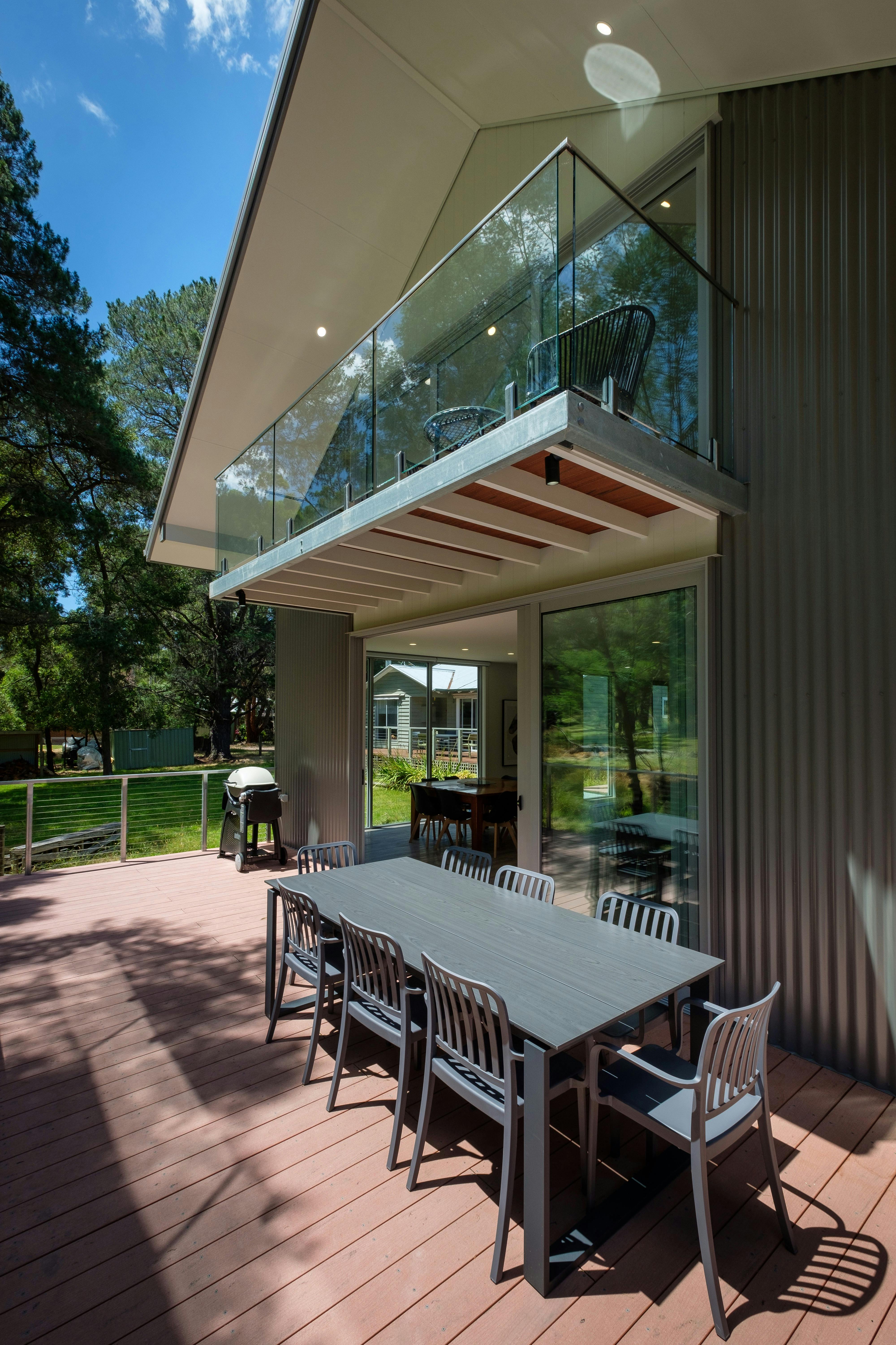 Outdoor dining overlooking the National Park