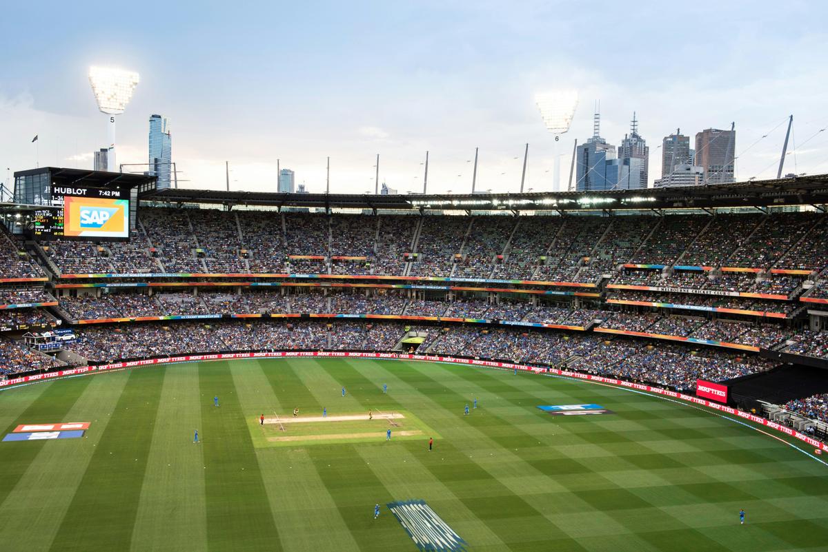 Melbourne Cricket Ground and city skyline