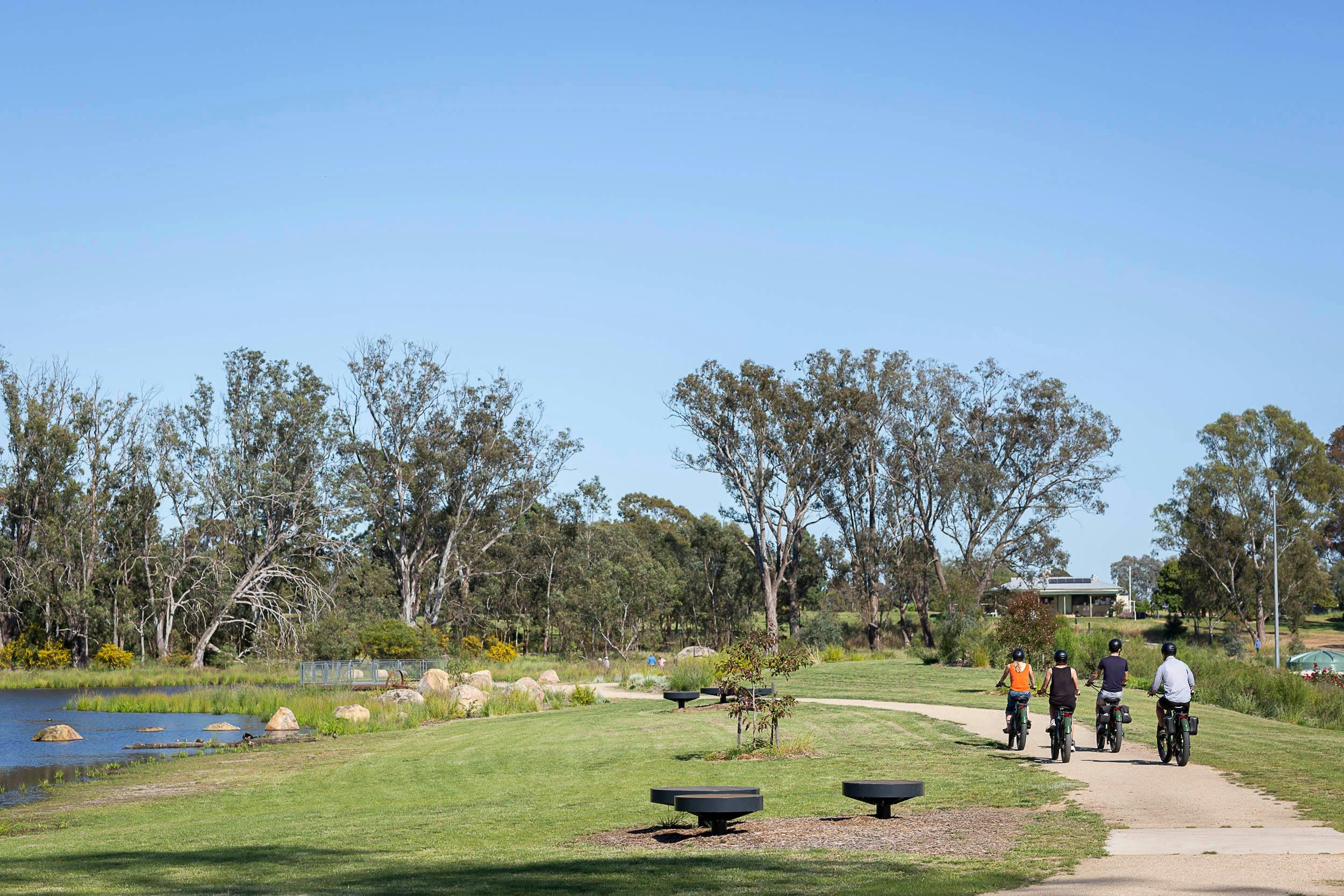 Rail trail, Rutherglen