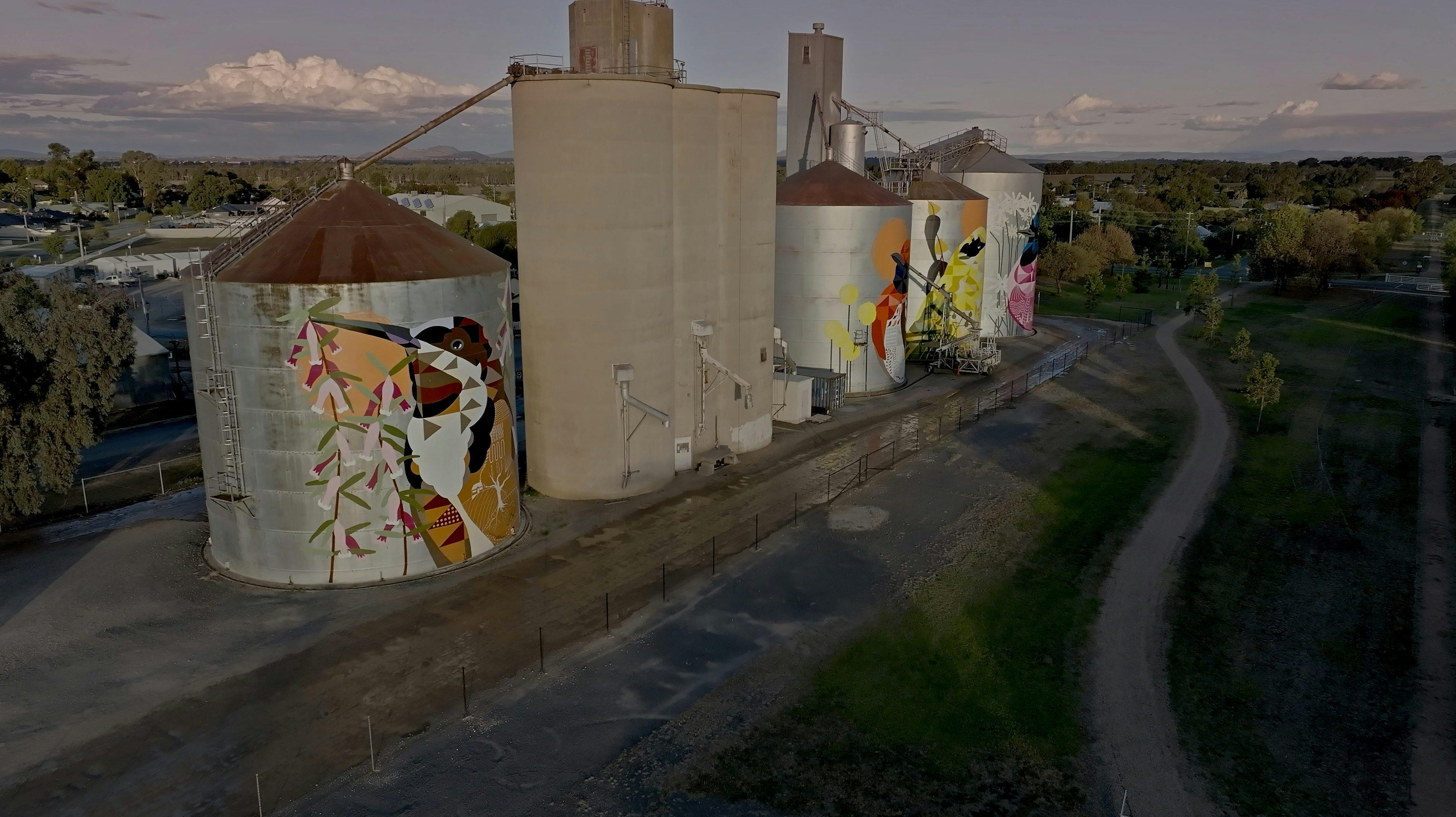 Rutherglen Silo Art