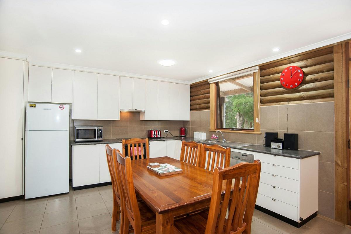 Full modern kitchen facilities