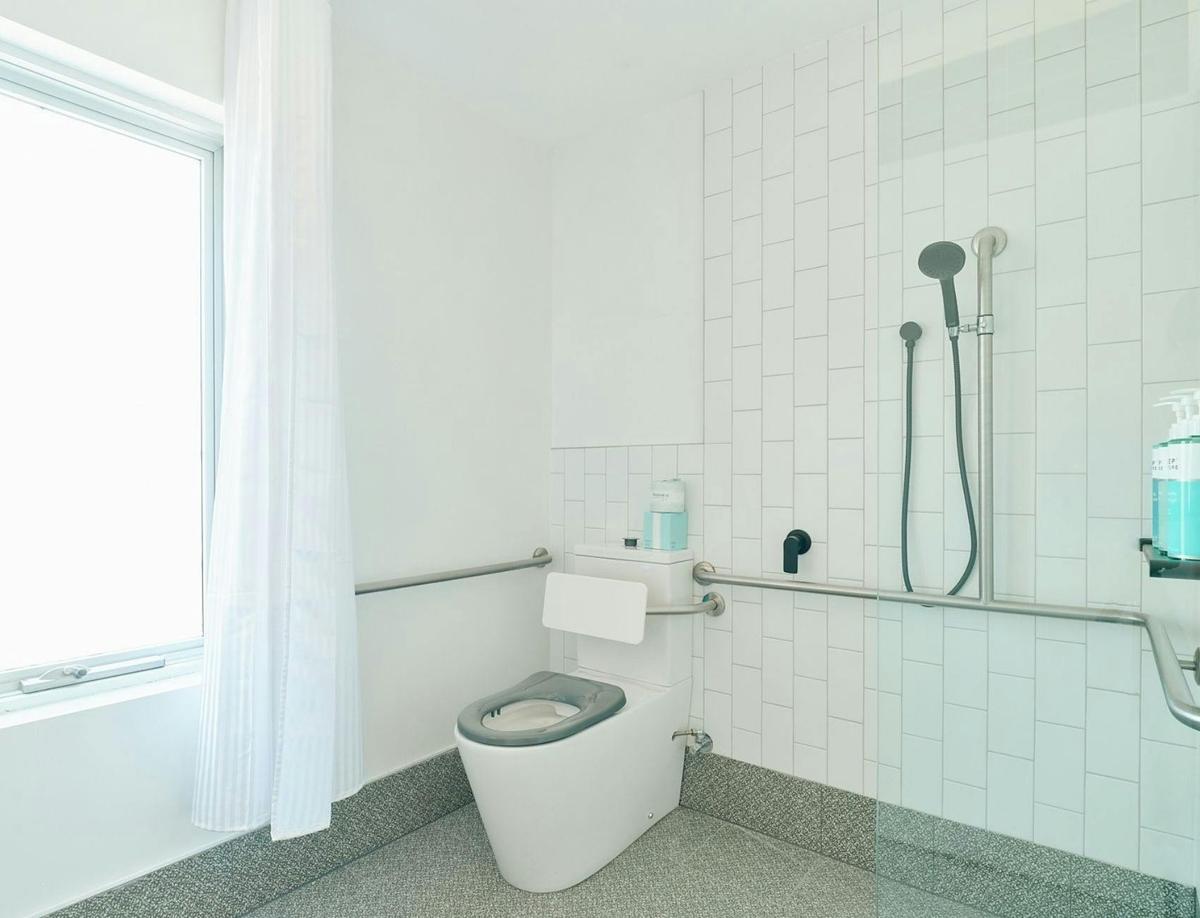 Standard King Room, Special Access