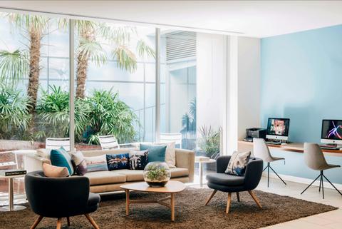 Saint Kilda Beach Hotel