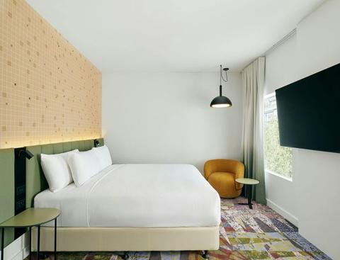 Standard King Room