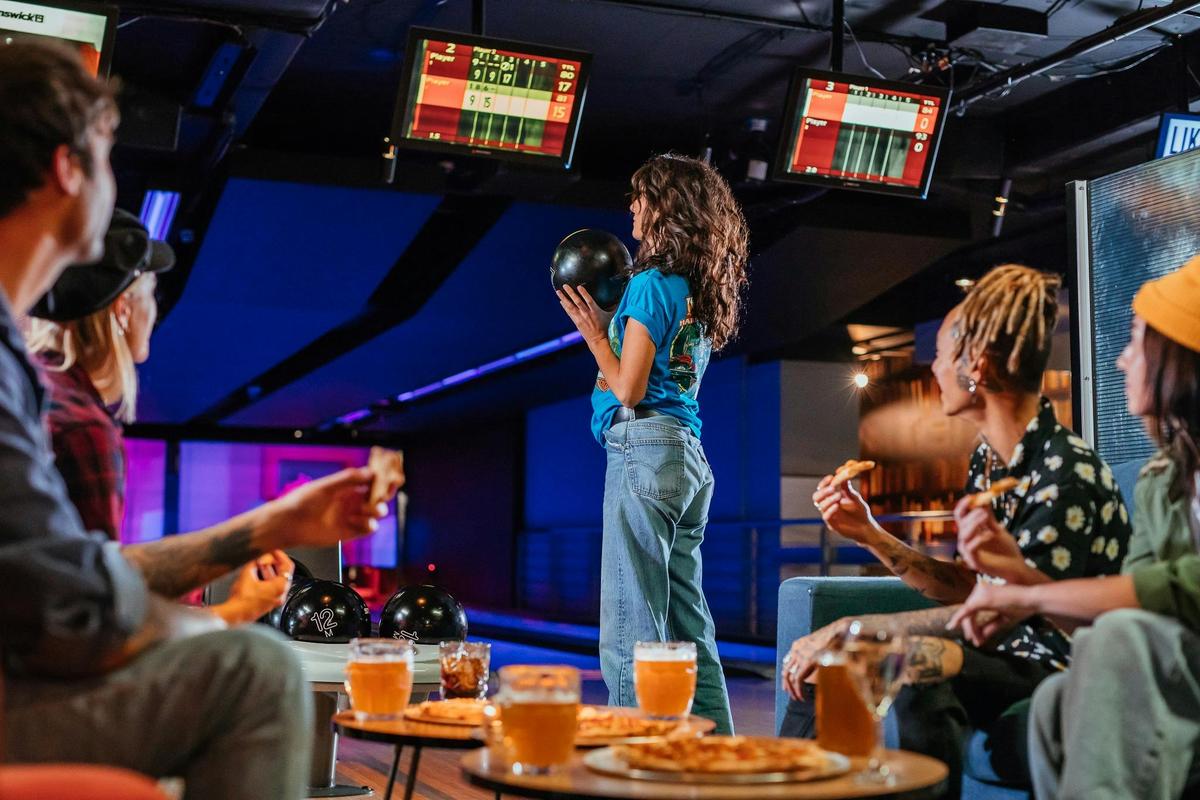 Strike Bowling Bayside