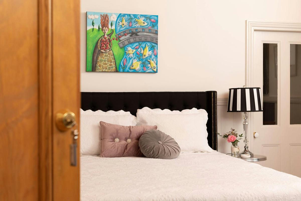 King Bed Room