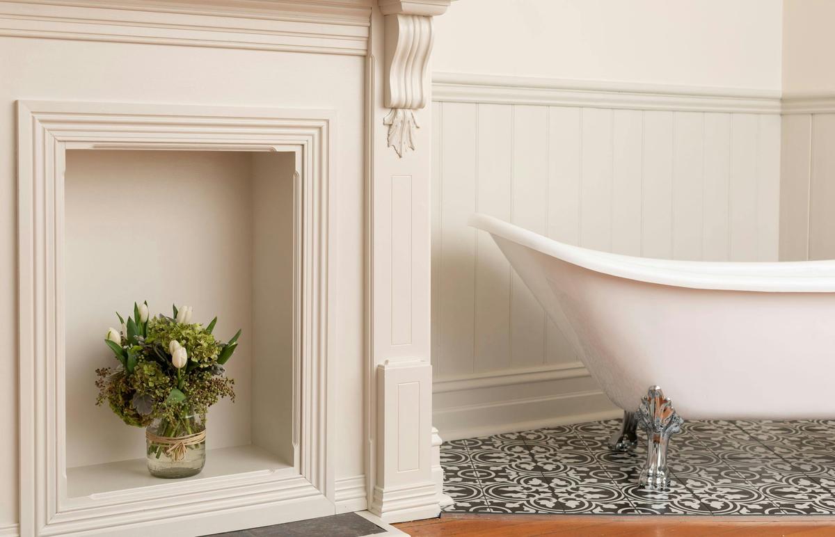 King Suite with Bath