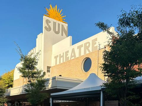 Sun Theatre