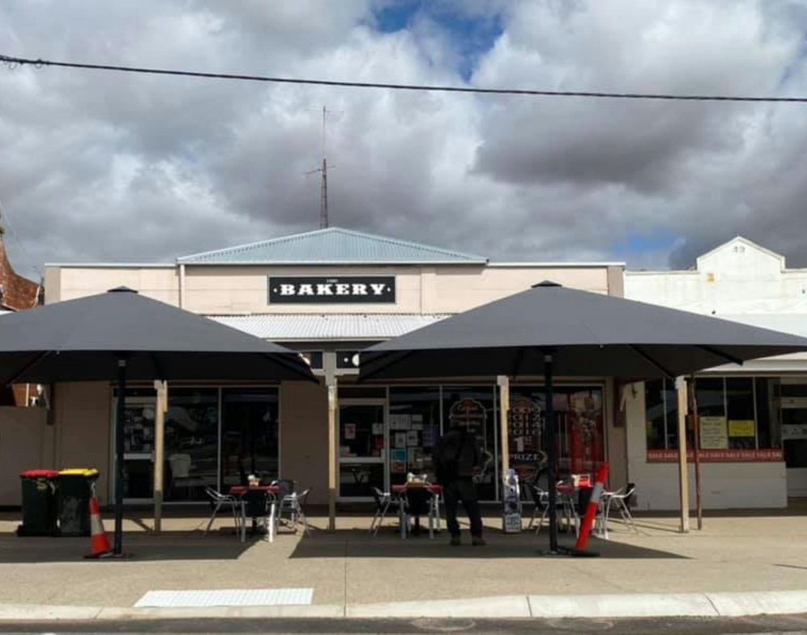 Exterior photo of Sharps Bakery in Birchip