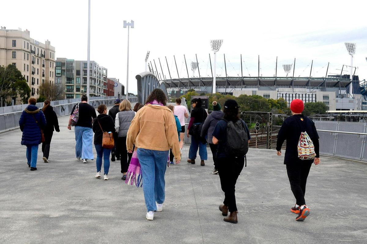 A League of Her Own: Women in Sport Walking Tour with Local AFLW Player