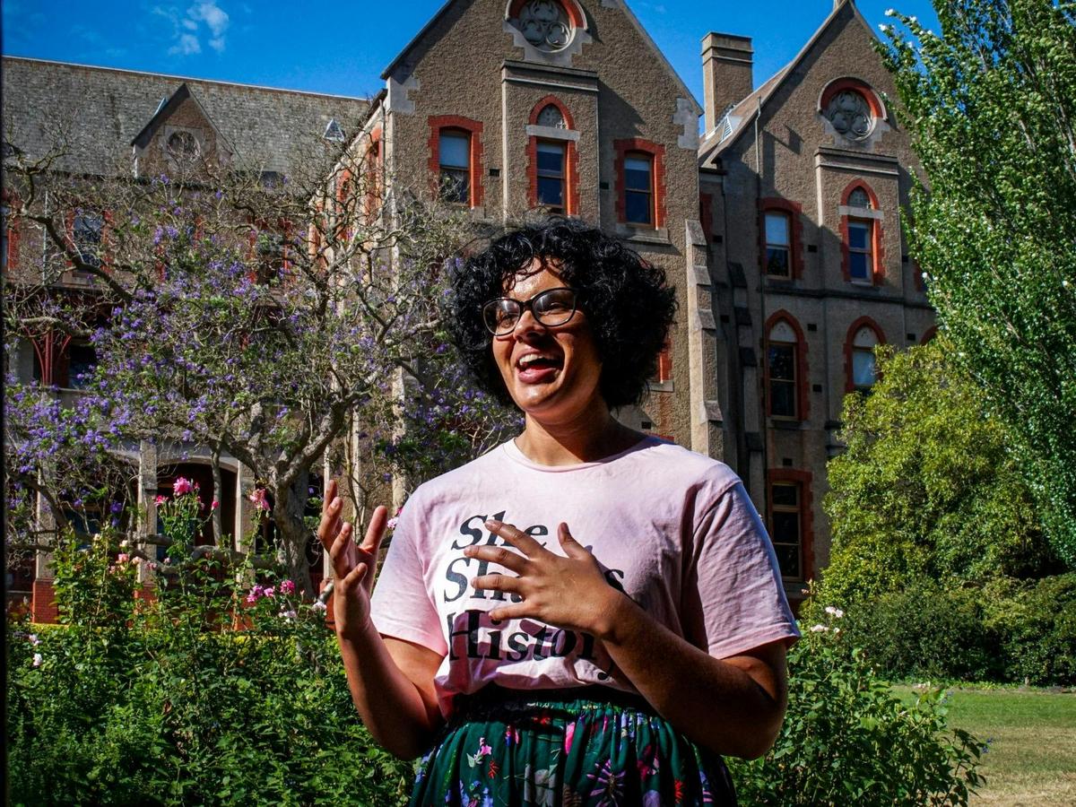 She Shapes History tour guide presenting the tour
