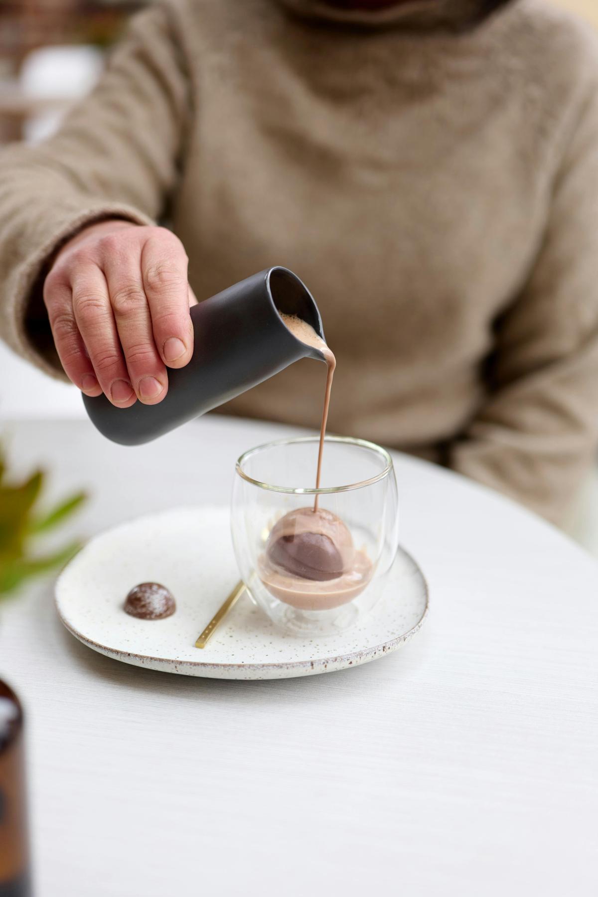 Hot Chocolate Sphere Experience