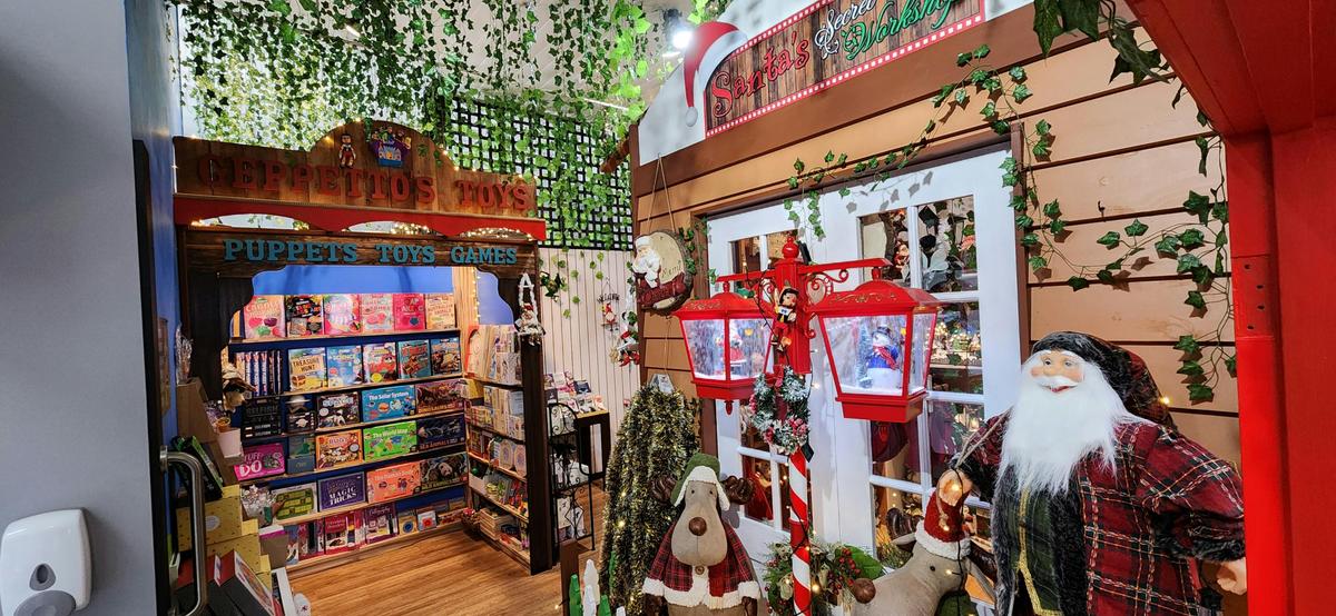 Geppetto's Toys & Santa's Secret Workshop