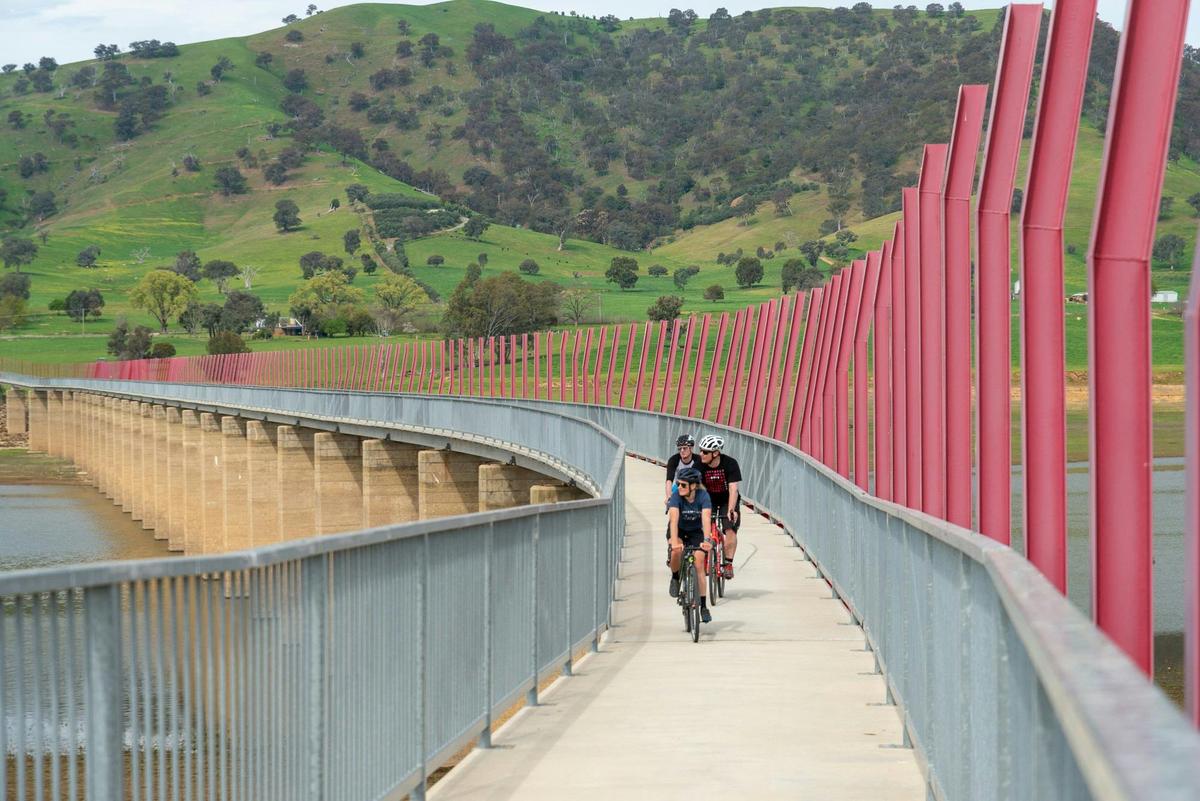 Sandy Creek Bridge, Lake Hume