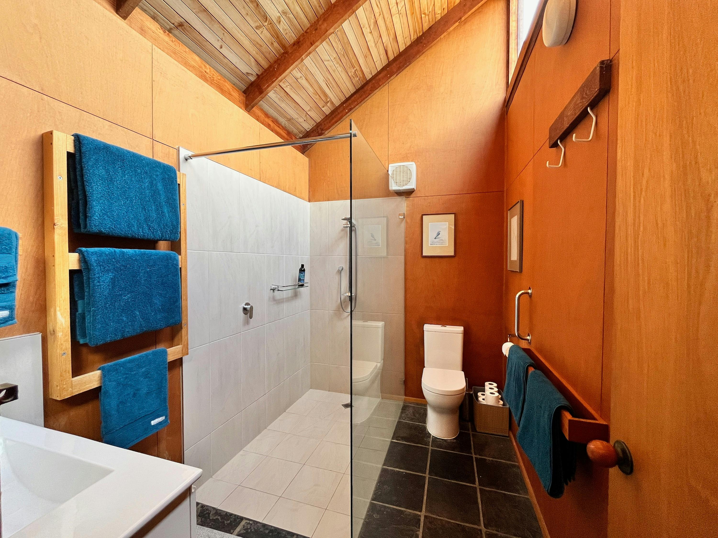 Bathroom at the Burrow at Wombat Bend