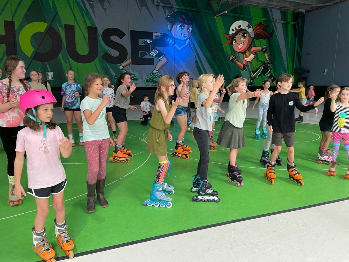 sk8house rollerskating rink
