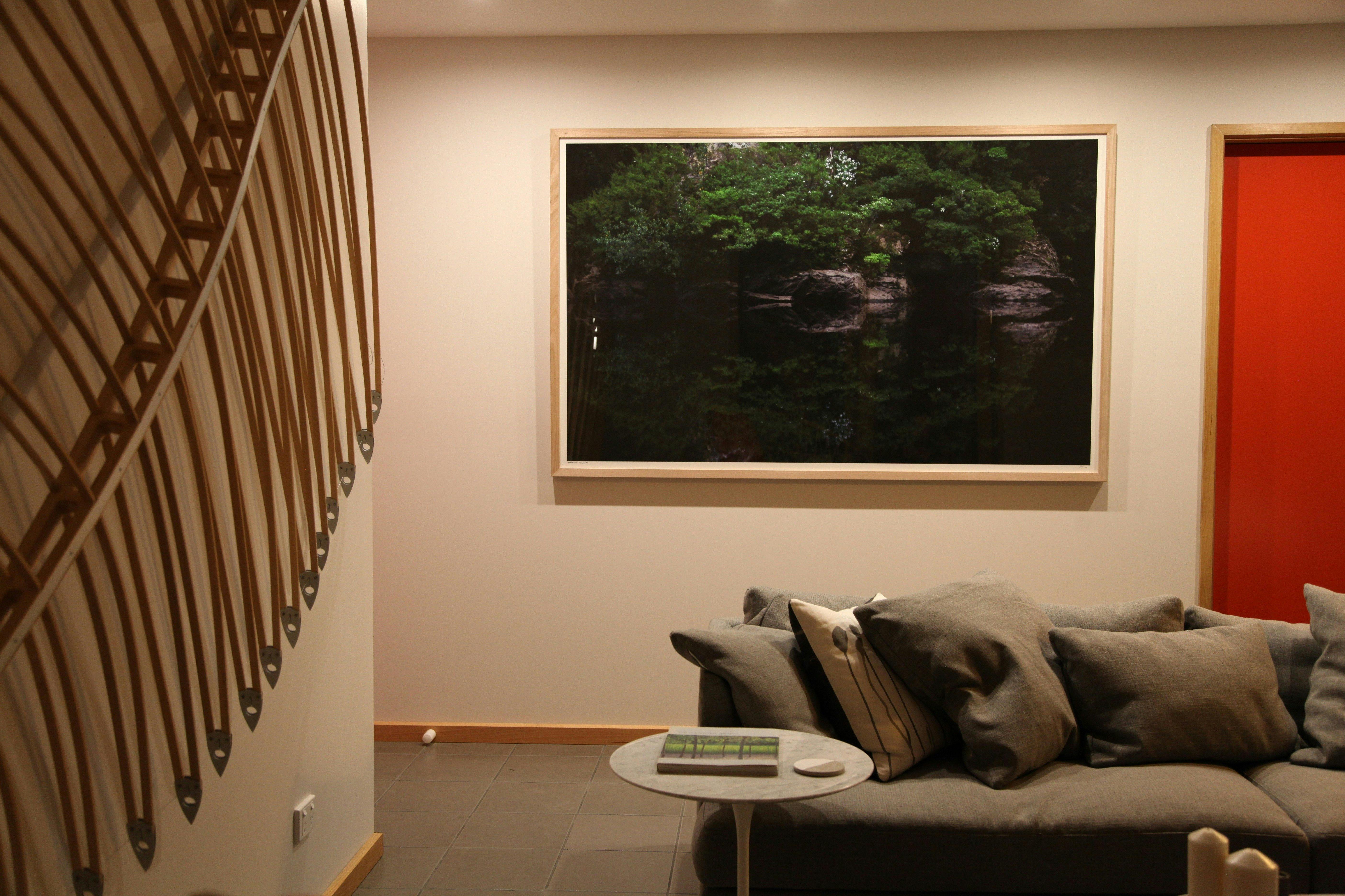 The lounge - custom artworks, sumptuos finishes