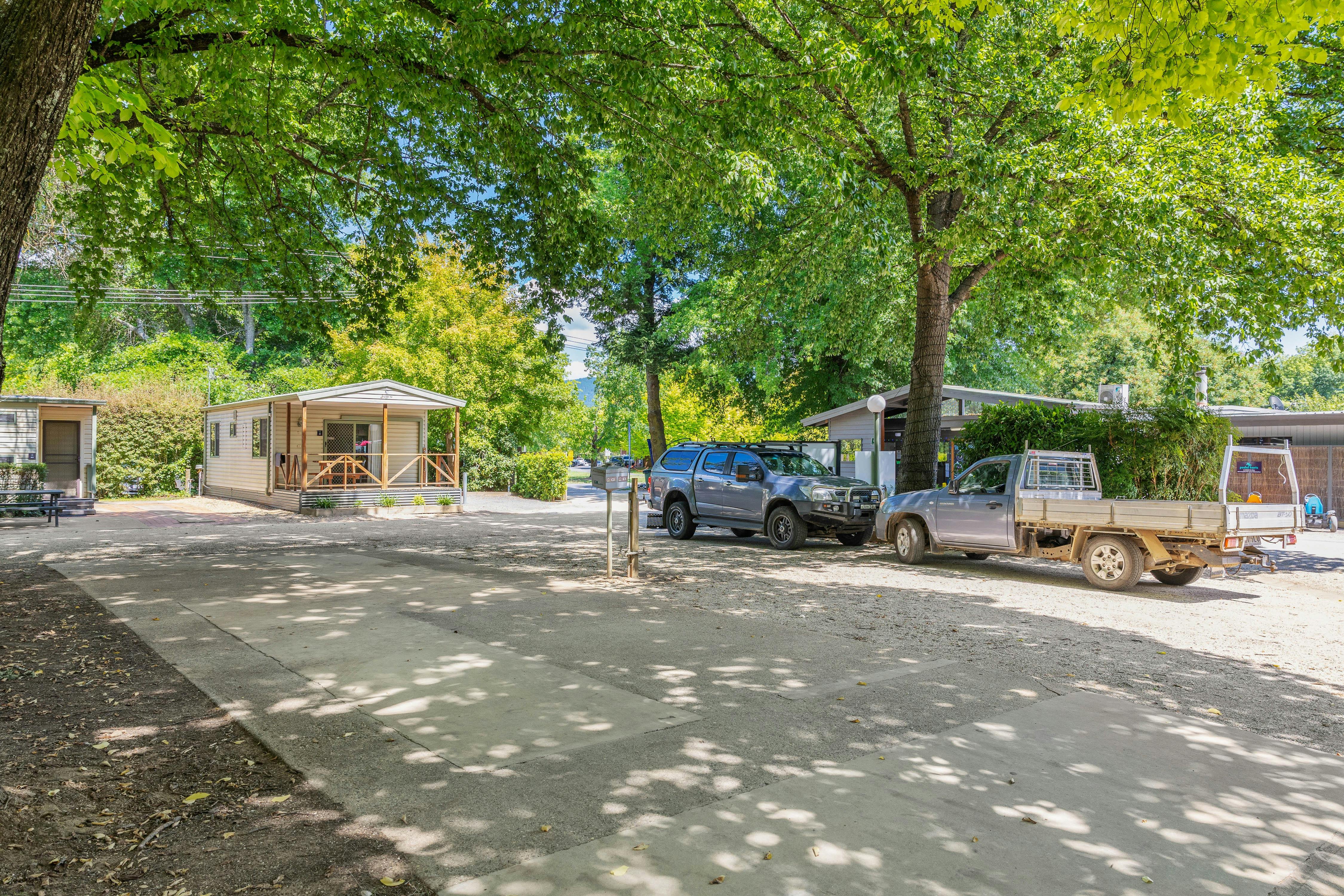 Powered Camp Site | Tasman Holiday Parks - South Bright