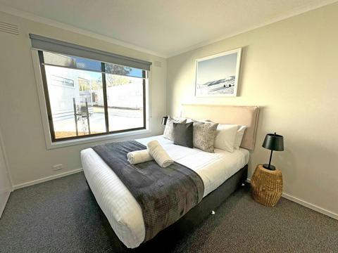 Alpine Crest Holiday House (4BR) | Tasman Holiday Parks - South Bright