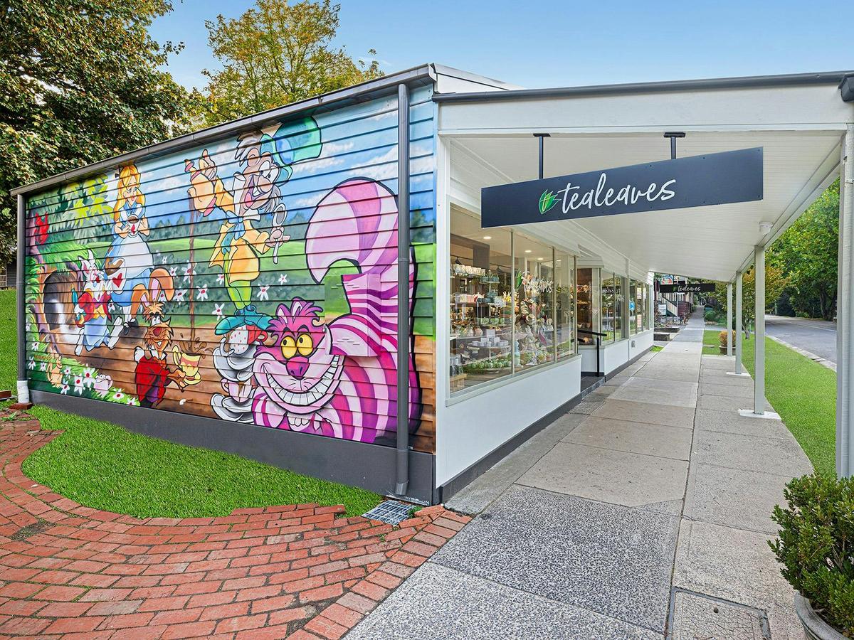 Tealeaves Mural