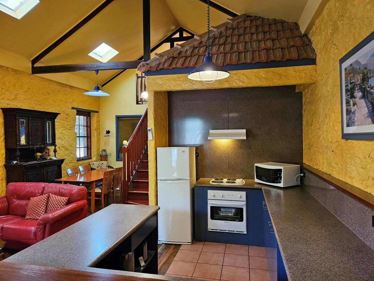Wright's Cottage (2 Bedroom - 1 Bathroom)