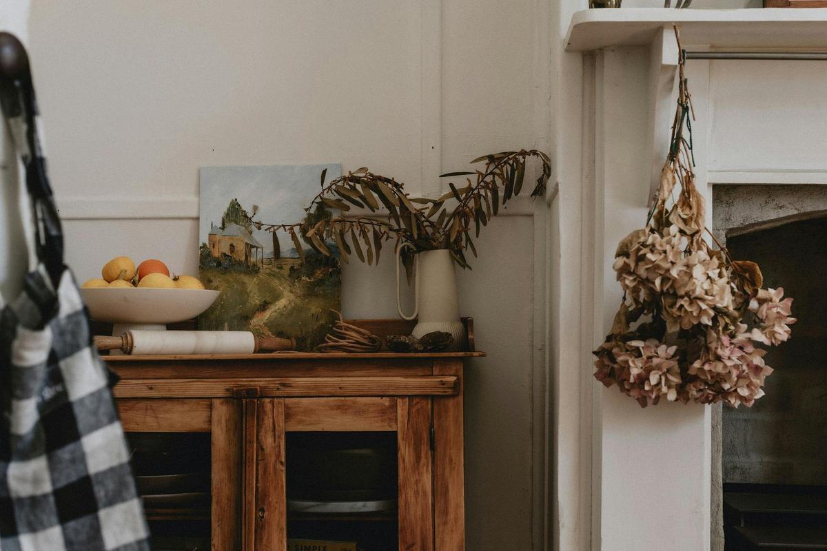 Kitchen details.