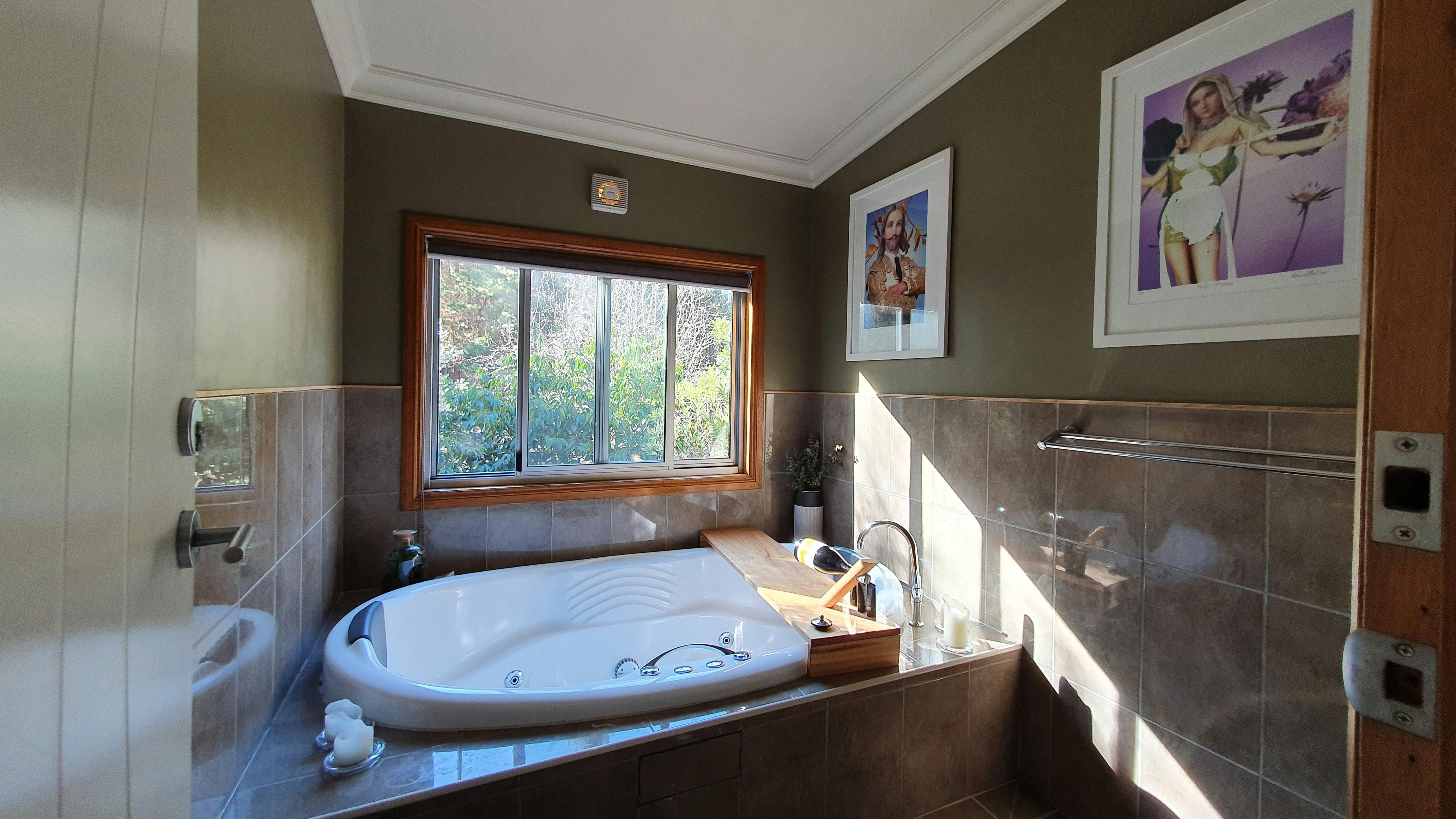 The Outta Towner Spa Room