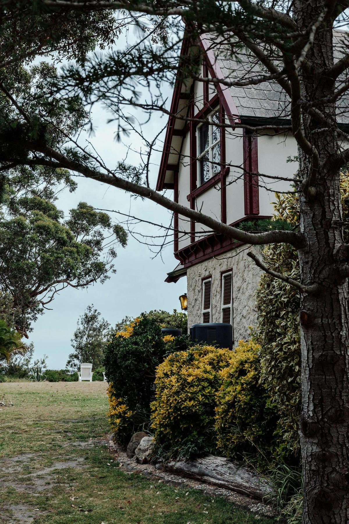 Tudor bespoke