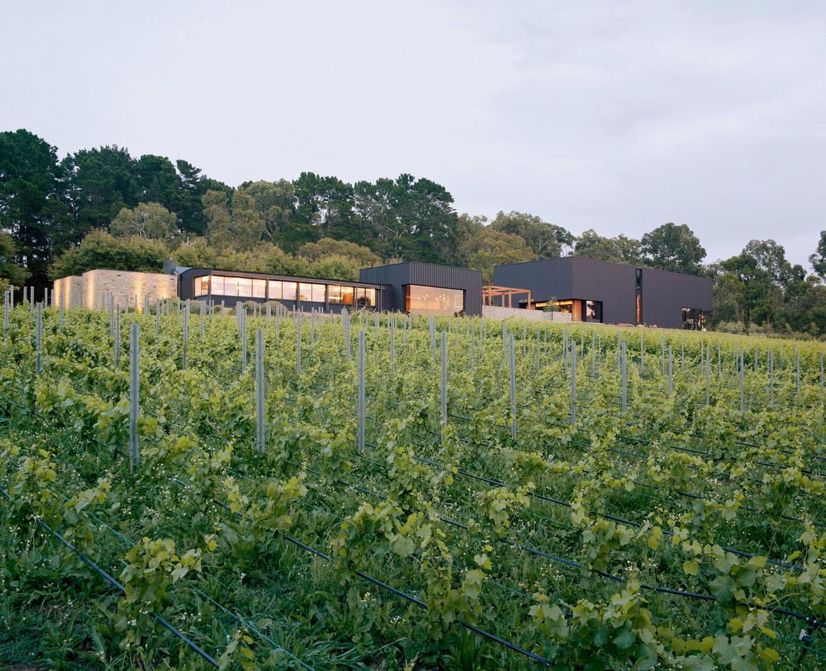 Ten Minutes by Tractor - Ultimate Winery Experiences Australia