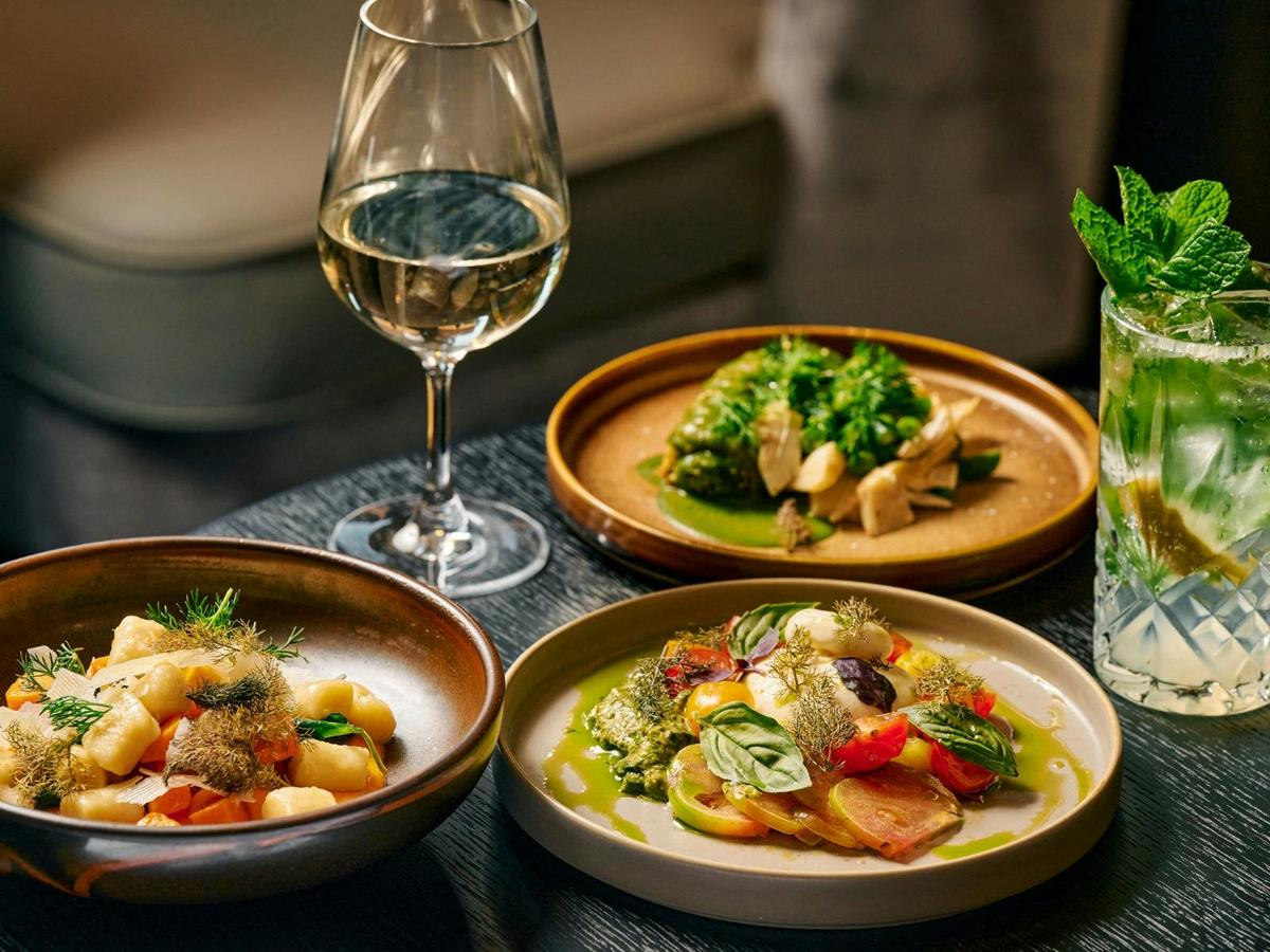 The Landing Place - Wine and Dine