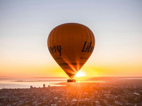 The Great Ocean Balloon Flight - Geelong and the Bellarine
