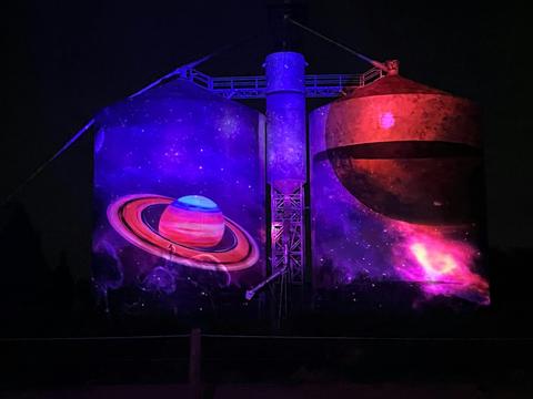 The GrainCorp Silos at Sea Lake: Art by day, Cinema by night