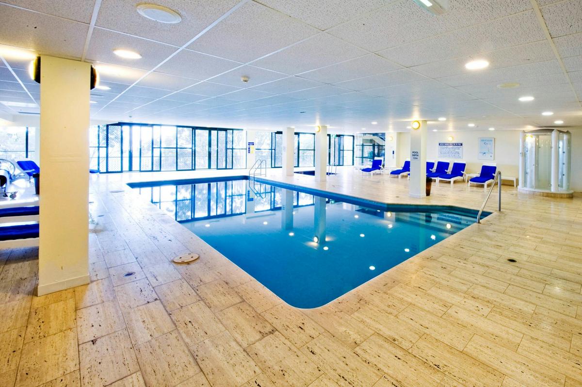Chalet Hotel Pool