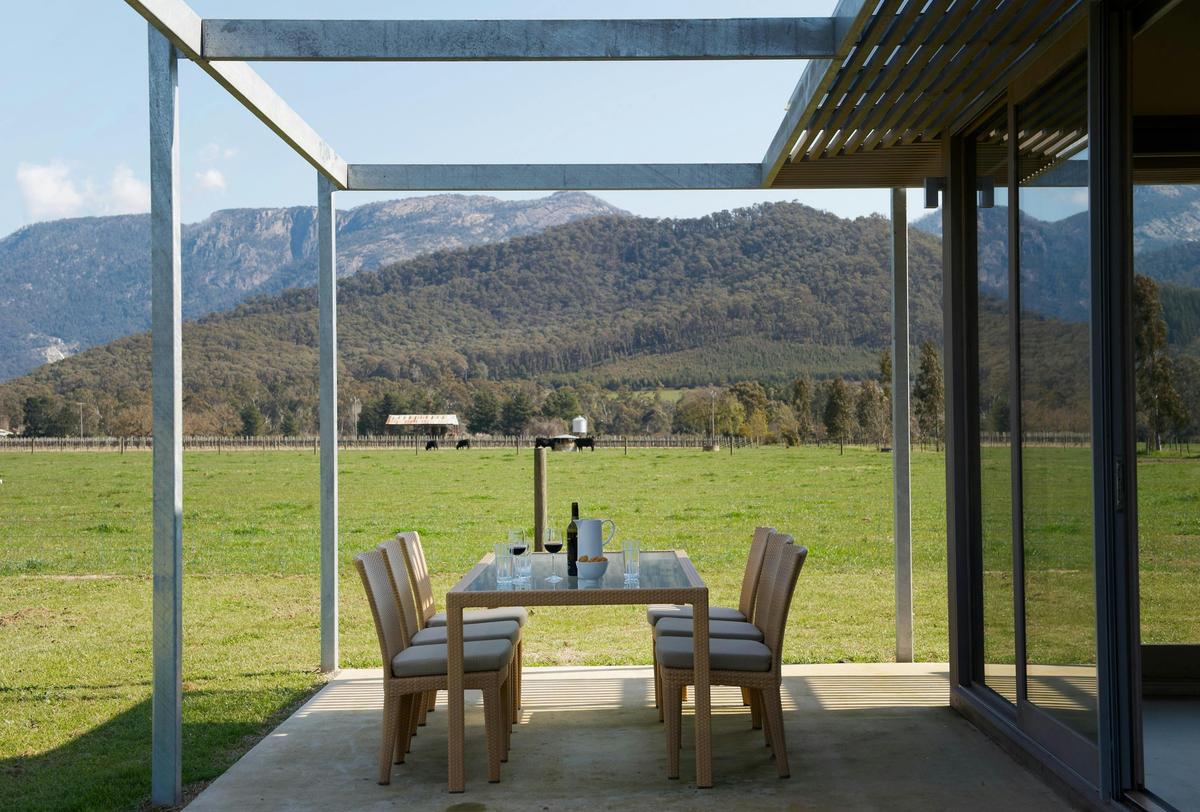 Outdoor dining in the Alps